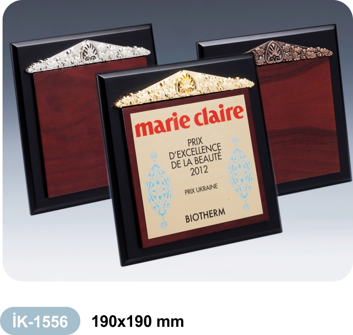 1556
